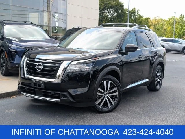 Used 2023 Black Nissan Platinum image 1