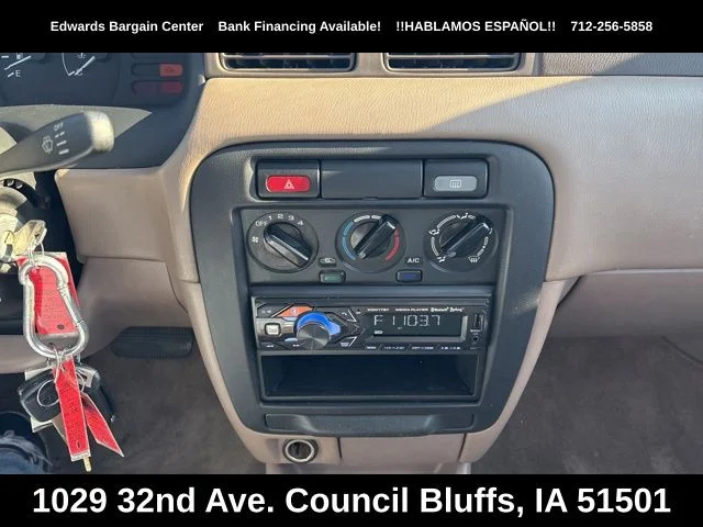 Used 1996 Red Nissan GXE image 16