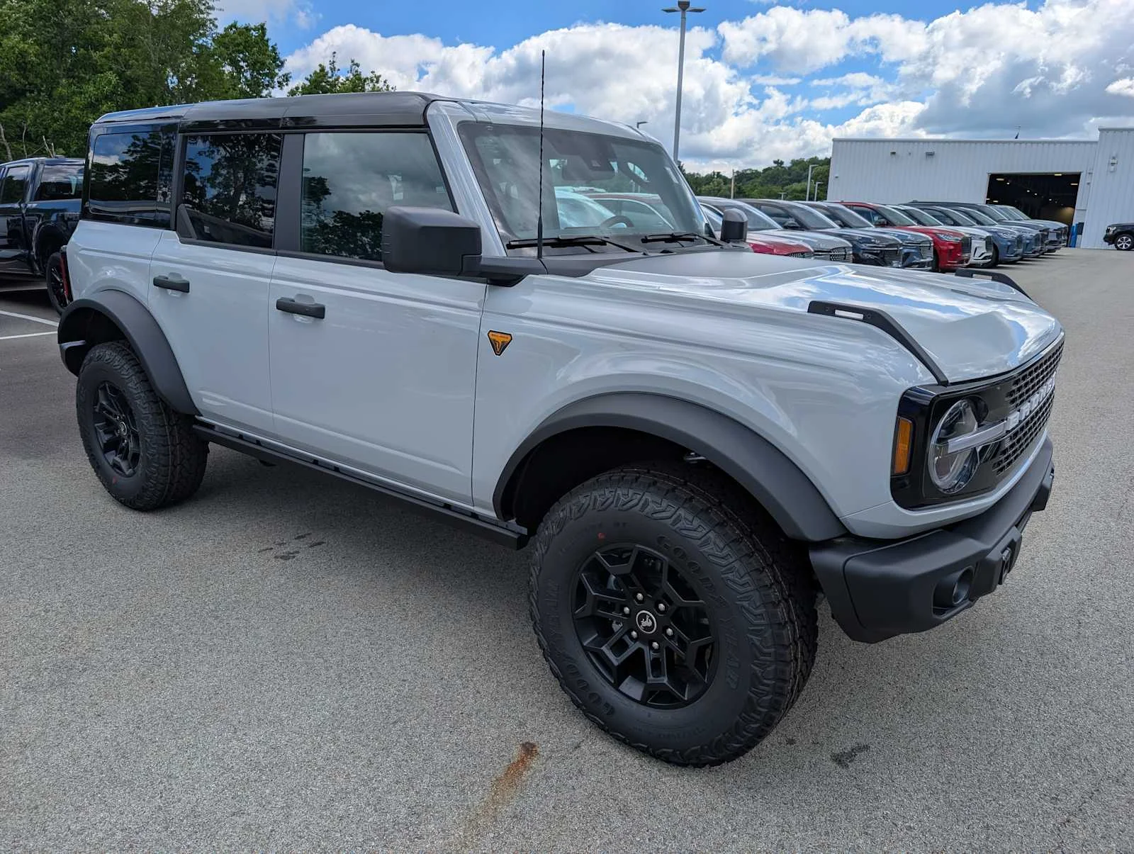 New 2026 Avalanche Gray Ford Badlands® image 6