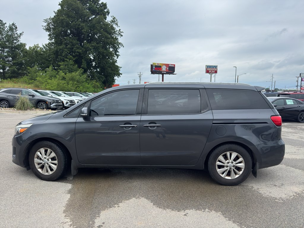 Used 2015 Platinum Graphite Kia LX image 8