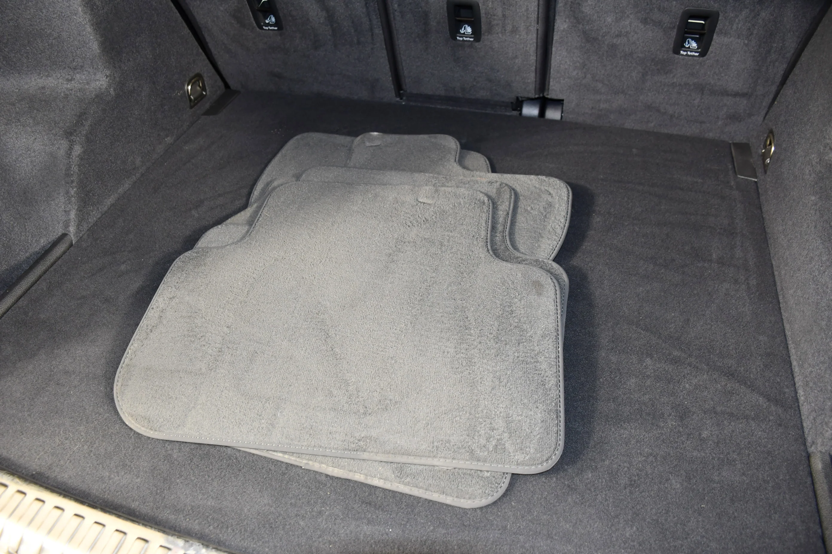 Used 2025 Red Audi S line Premium image 51