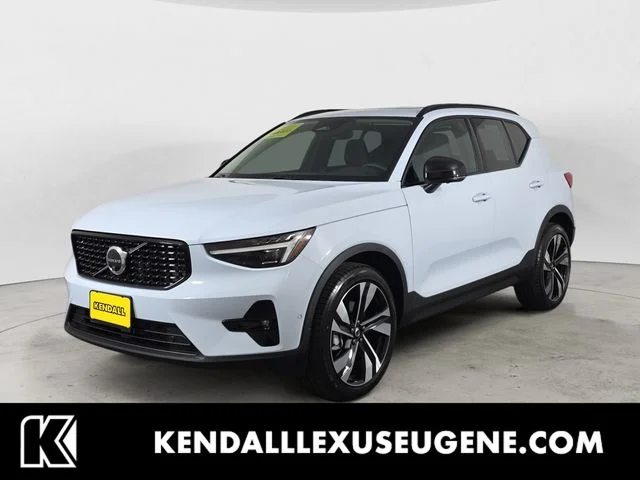 2026 Volvo XC40