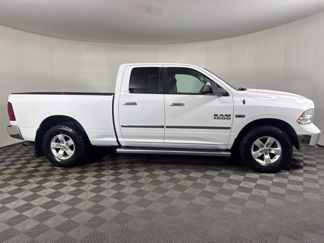 Used 2015 White Ram SLT image 2