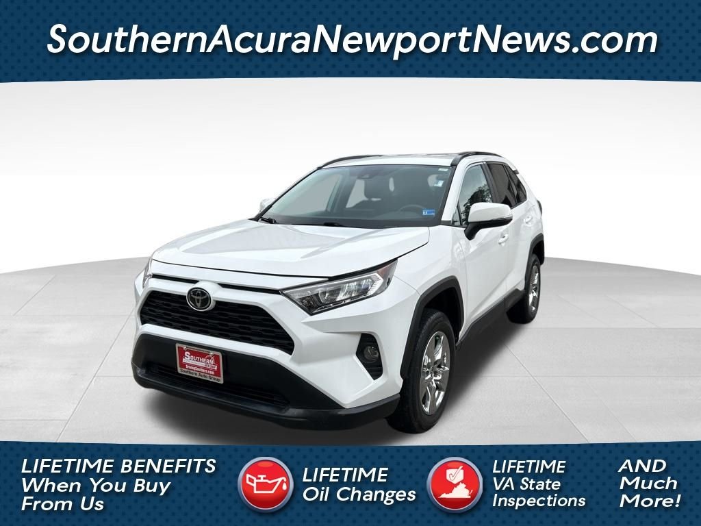 2021 Toyota RAV4 XLE