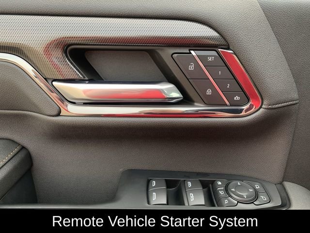 Used 2024  GMC AT4 image 21