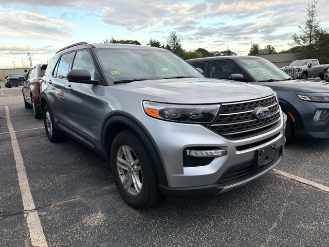 Used 2022 Silver Ford XLT image 1