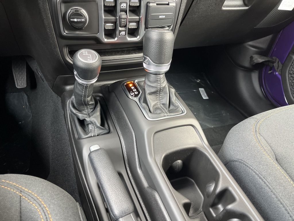 New 2026 Reign Jeep Sport S image 40