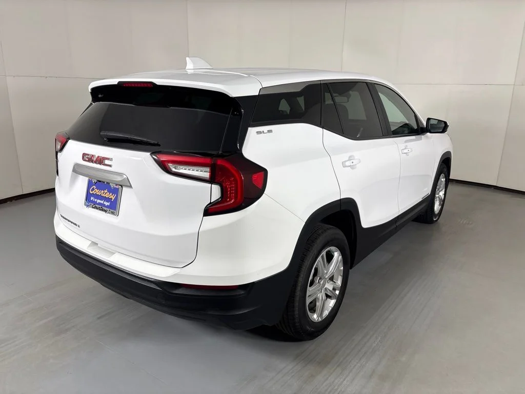 Certified Used 2024 White GMC SLE image 10