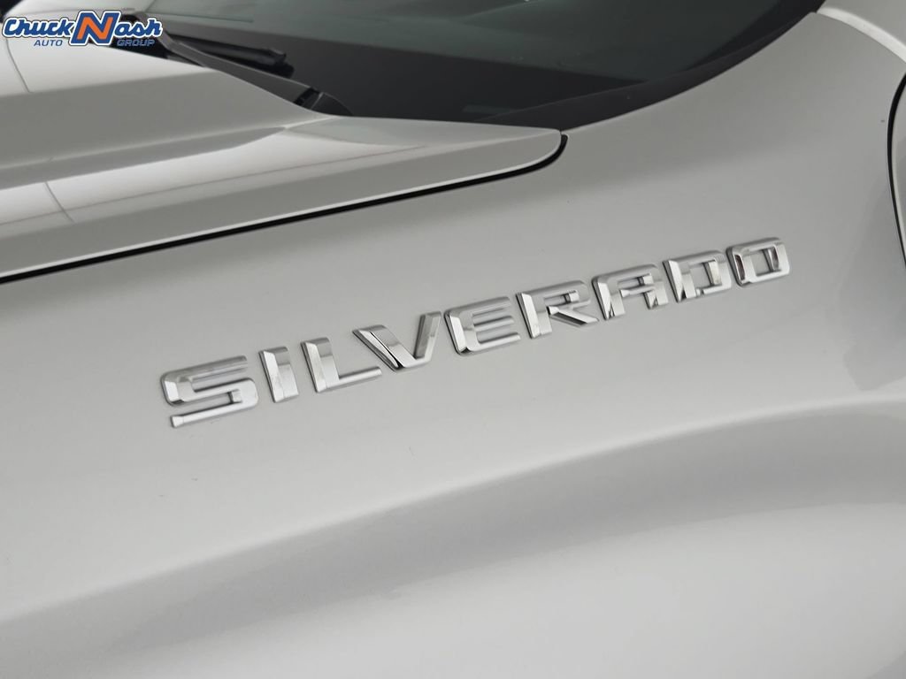 Used 2021 SILVER ICE METALLIC Chevrolet LT image 36