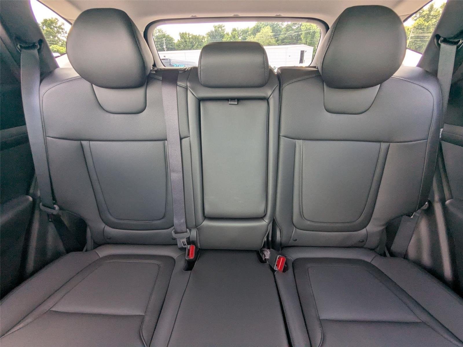 New 2026 ECOTRONIC GRAY HYUNDAI SEL FWD image 21