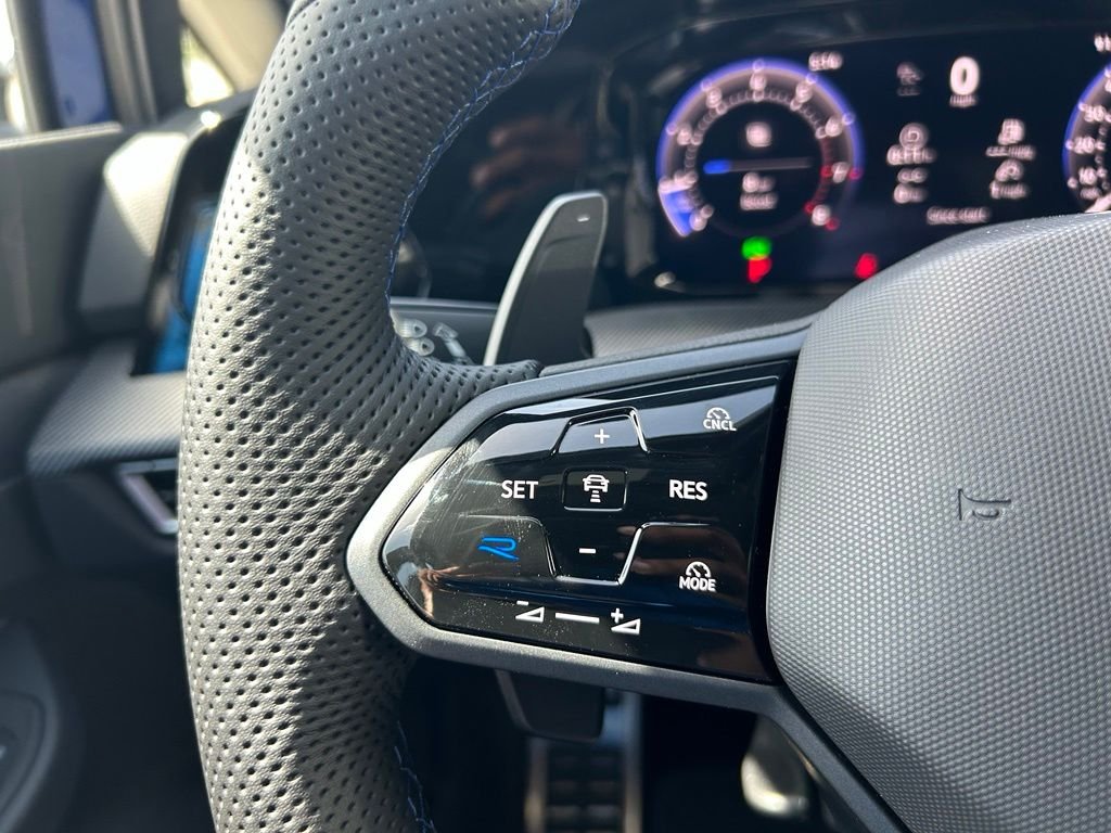 New 2026 Blue Volkswagen 2.0T image 19