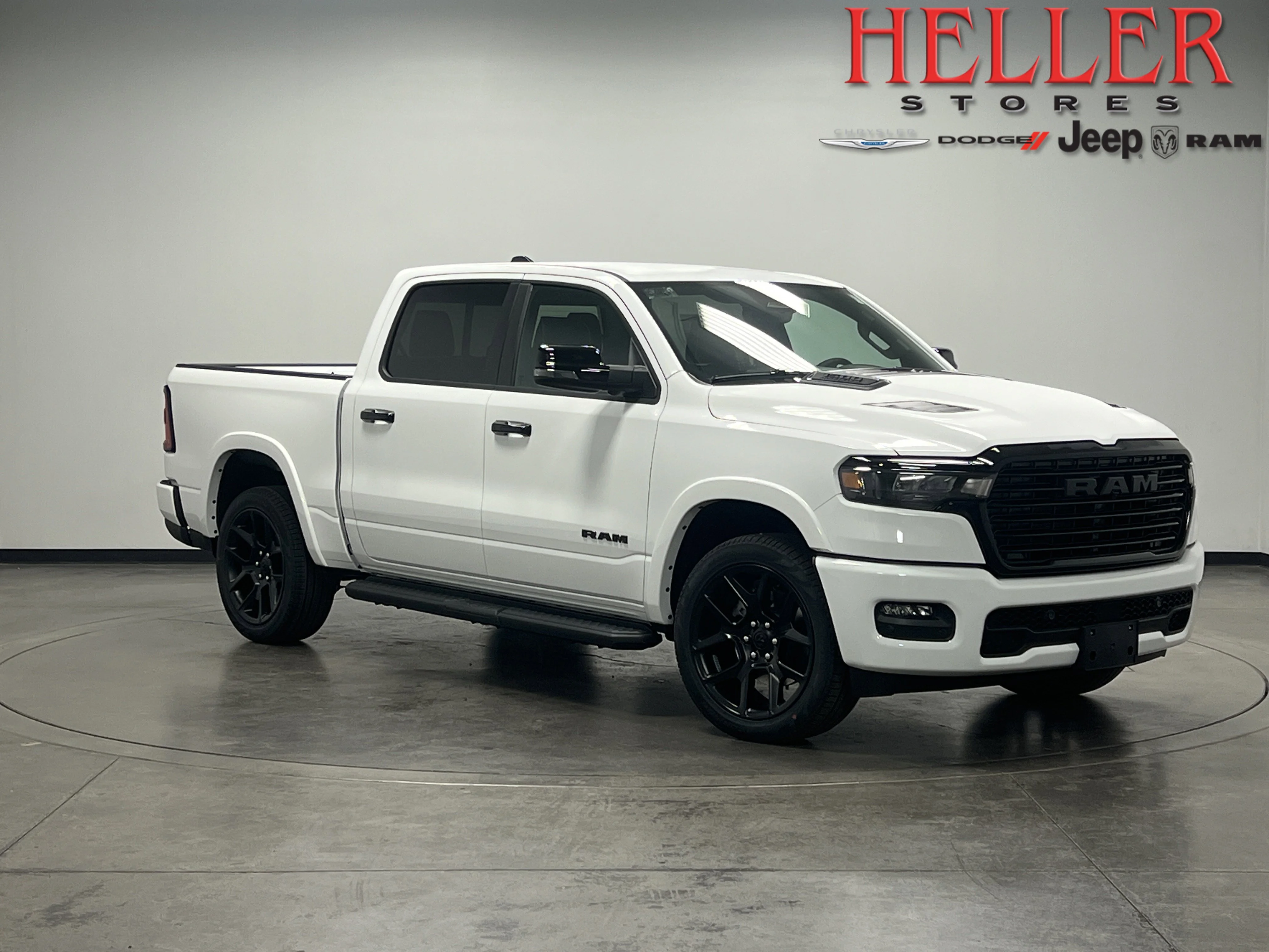 2026 RAM 1500 Laramie 4x4 Crew Cab 5'7's photo
