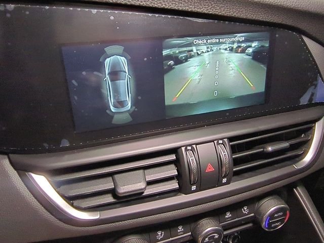 2025 Alfa Romeo Giulia Base - Photo 20