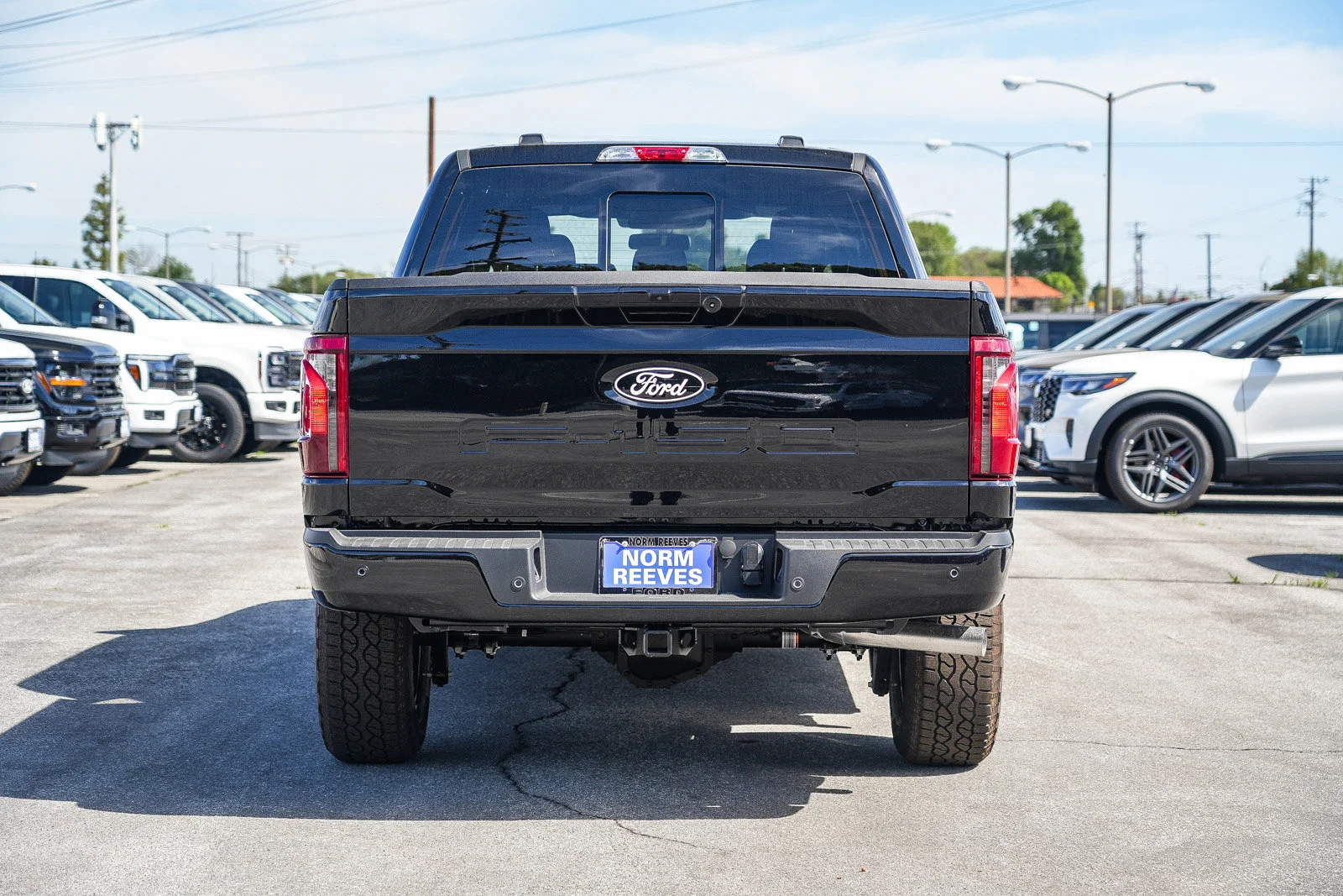 New 2026 Agate Black Metallic Ford XLT image 7