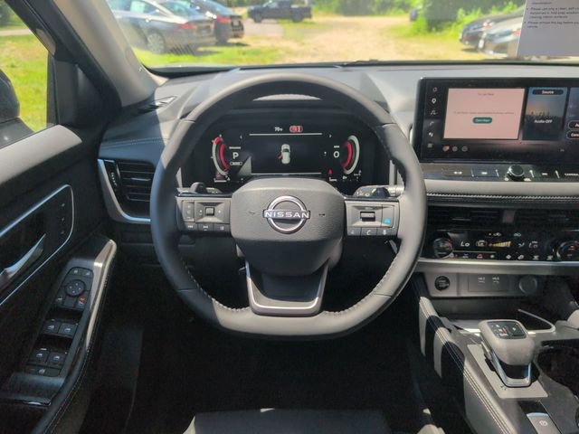 New 2026 Black Nissan Platinum image 12