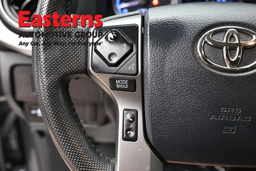 Used 2020 Gray Toyota SR5 image 14