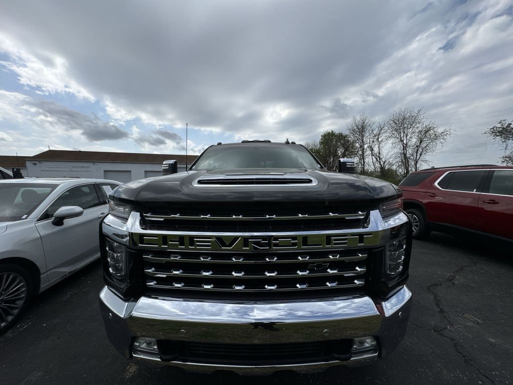 Used 2020 Black Chevrolet LTZ image 11