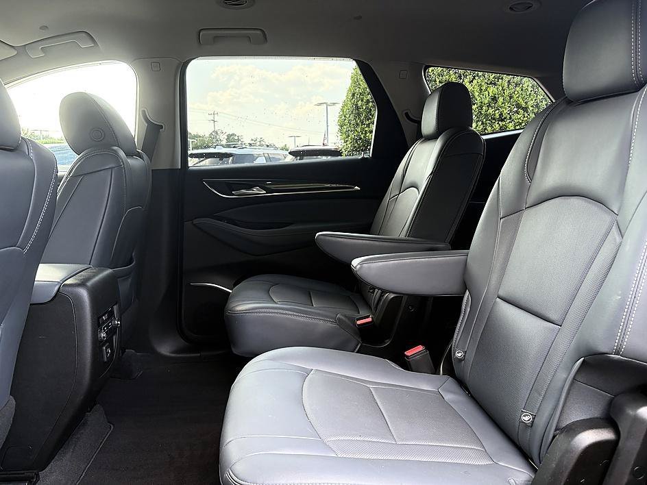 Used 2020 Red Quartz Tintcoat Buick Essence image 10