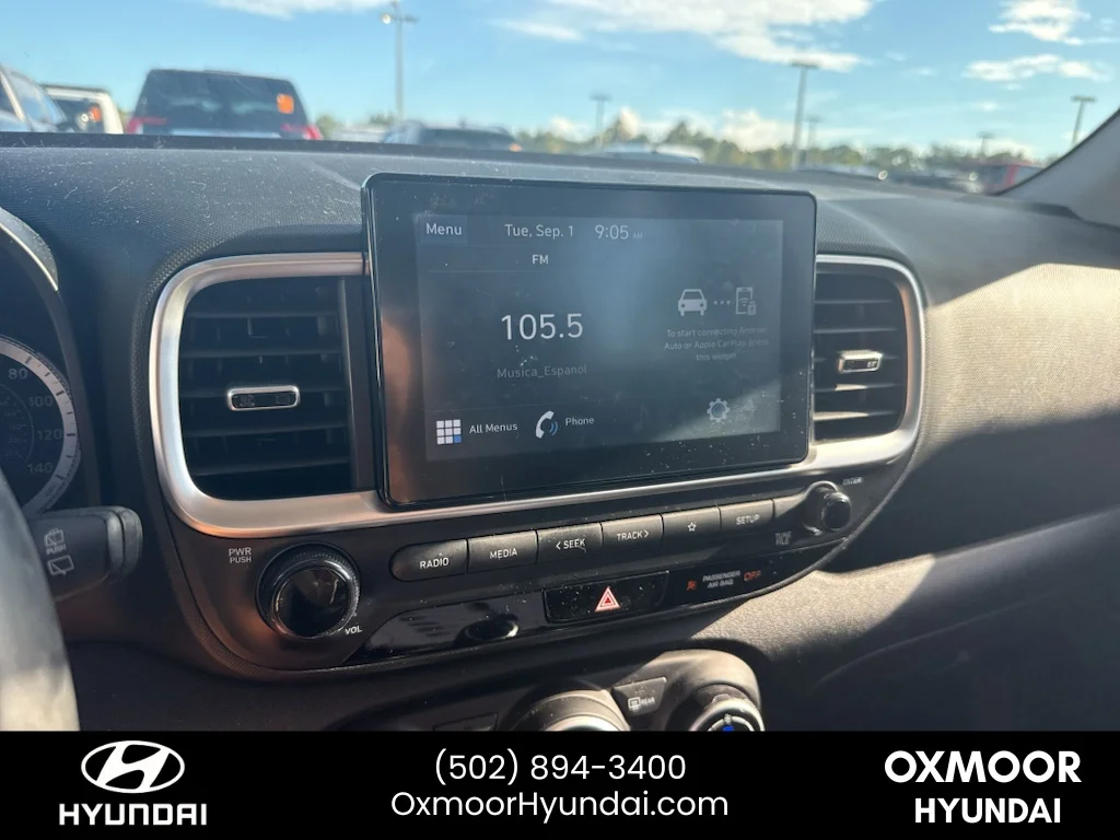 Used 2021 Green Apple Hyundai SEL image 4