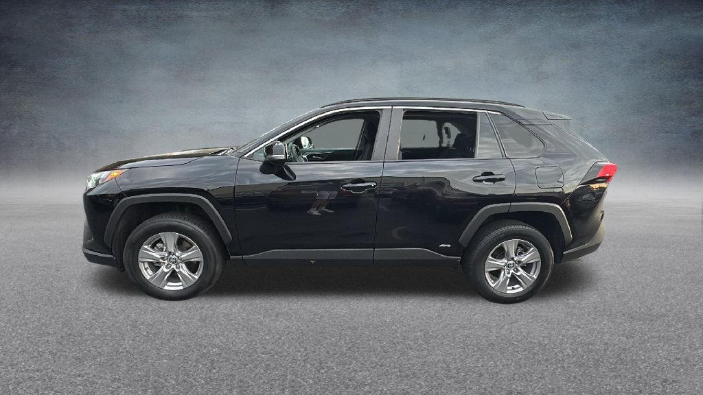 Used 2024 Midnight Black Metallic Toyota XLE image 7