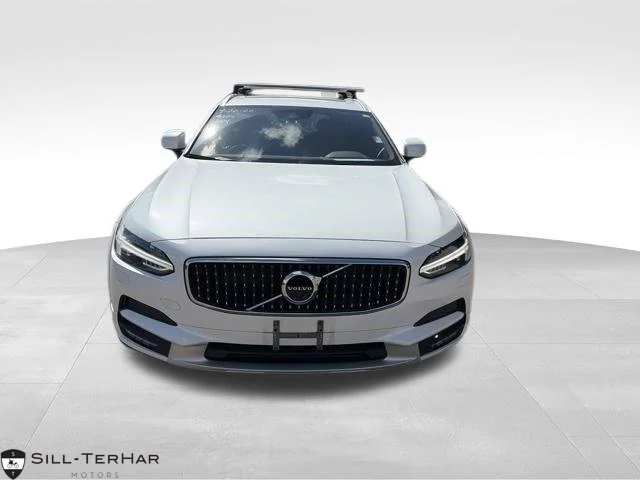 2018 Volvo V90 Cross Country