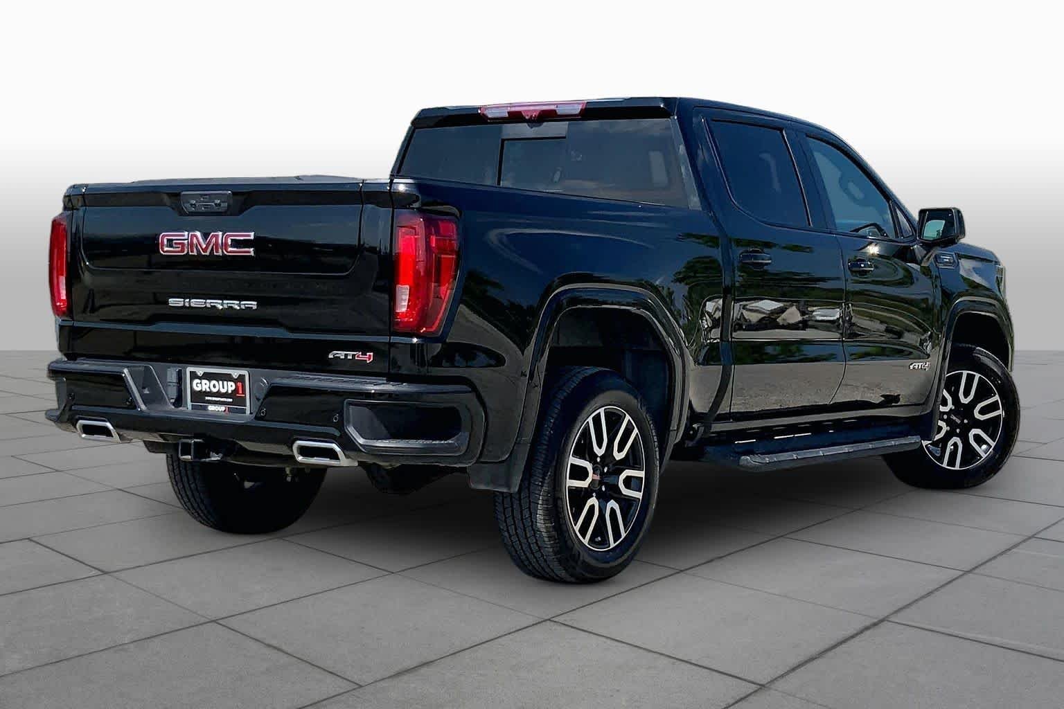 Used 2024 Onyx Black GMC AT4 image 13