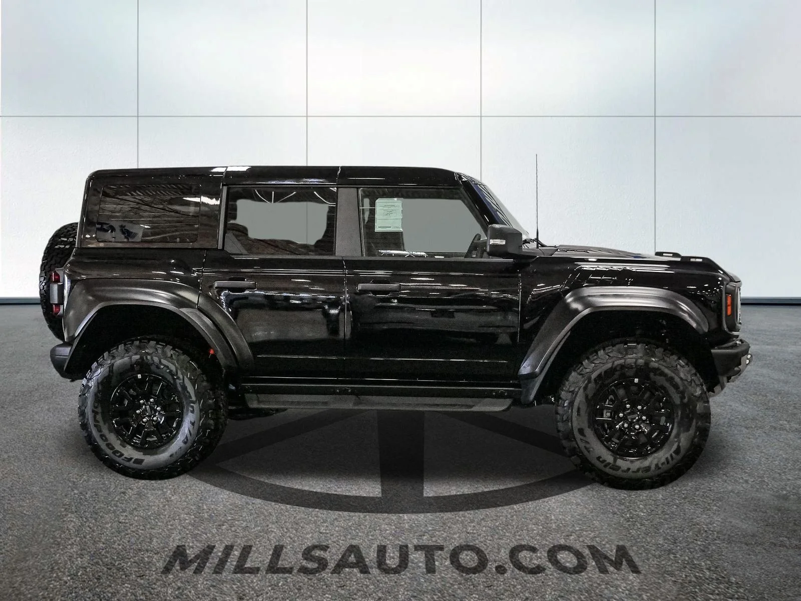 2025 Ford Bronco 4-Door Raptor - Photo 9