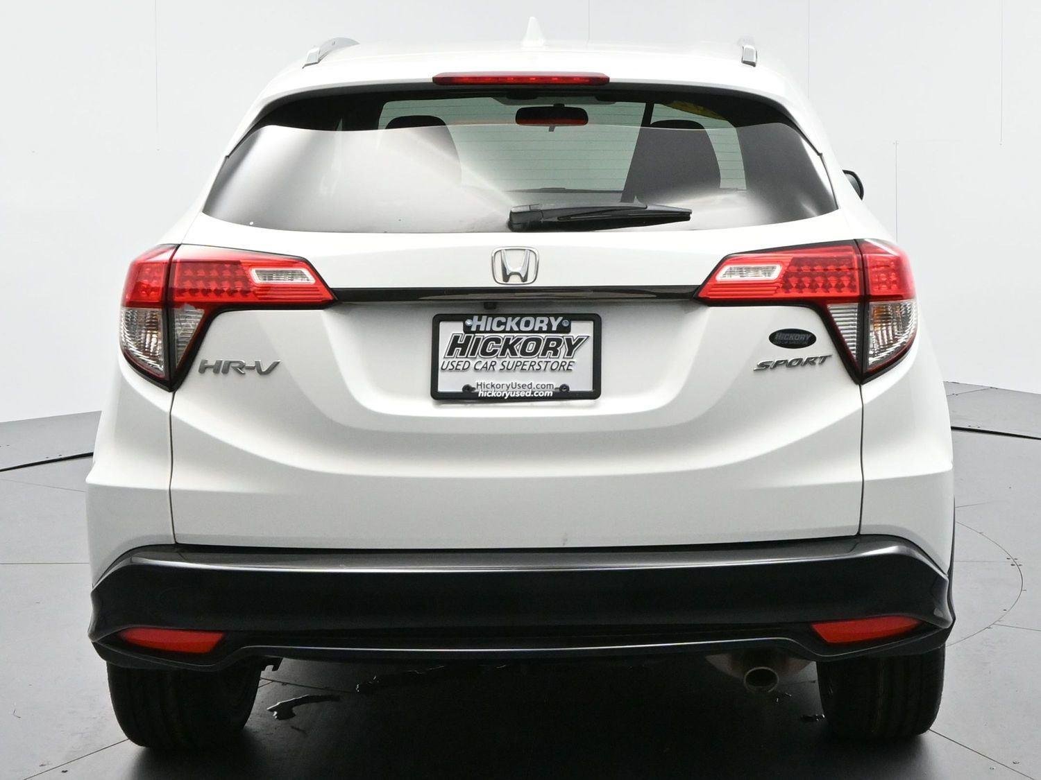 Used 2022 Platinum White Pearl Honda Sport image 6