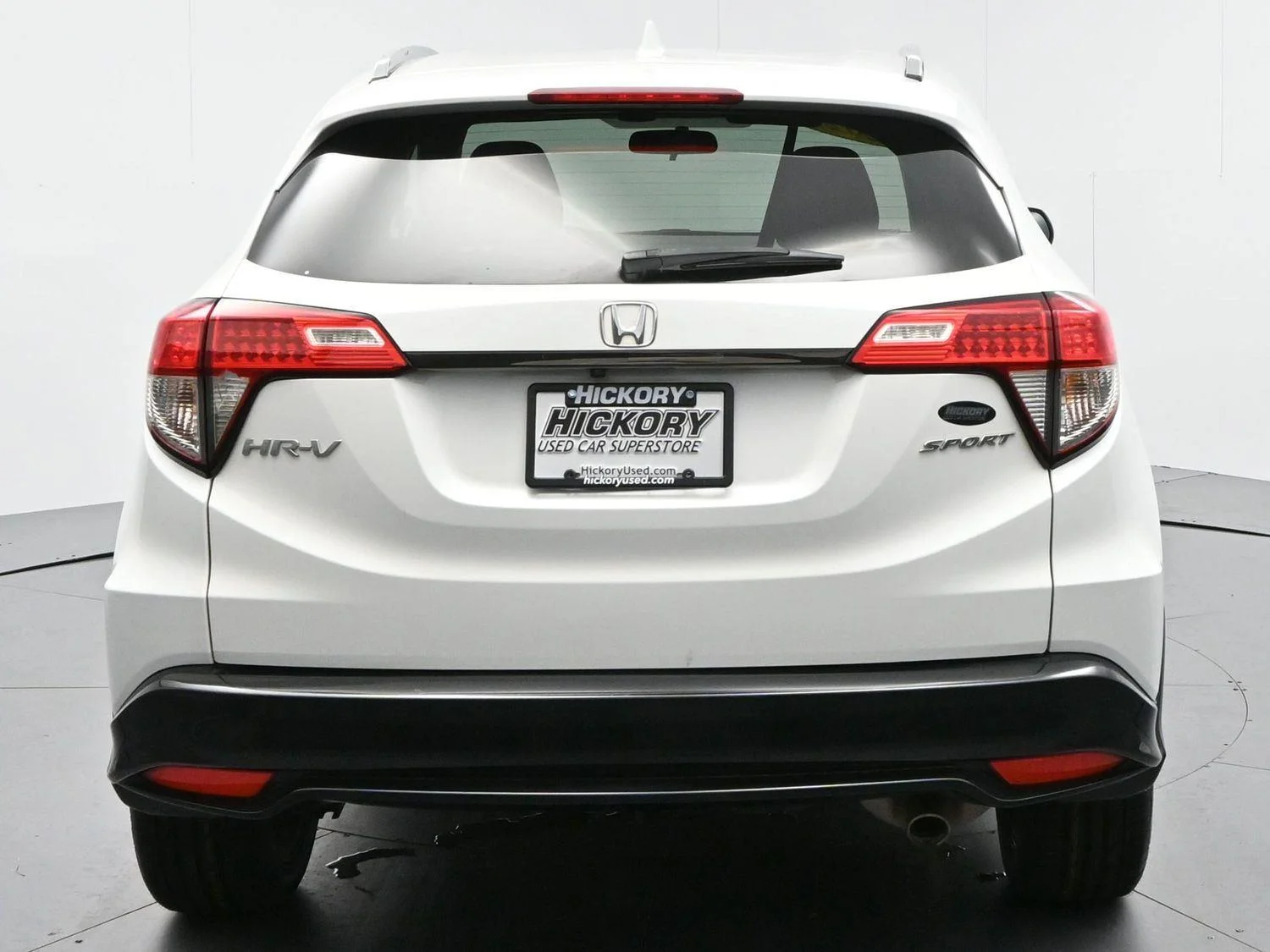 Used 2022 Platinum White Pearl Honda Sport image 6