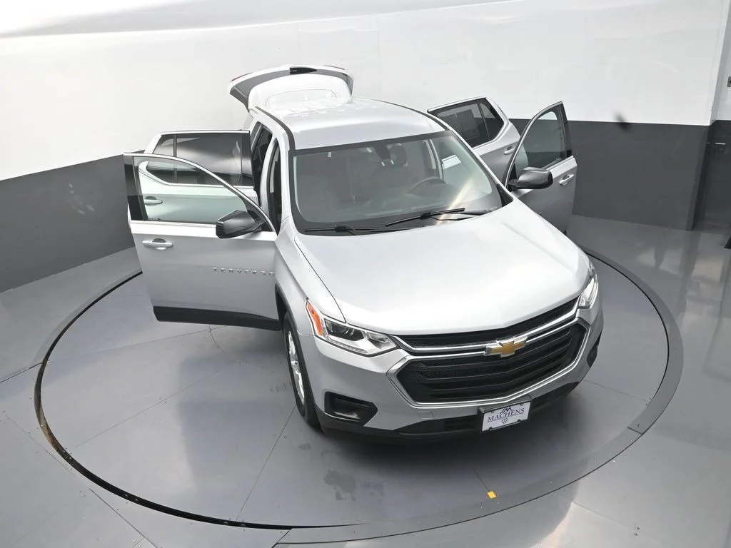 Used 2020 Silver Chevrolet LS image 30