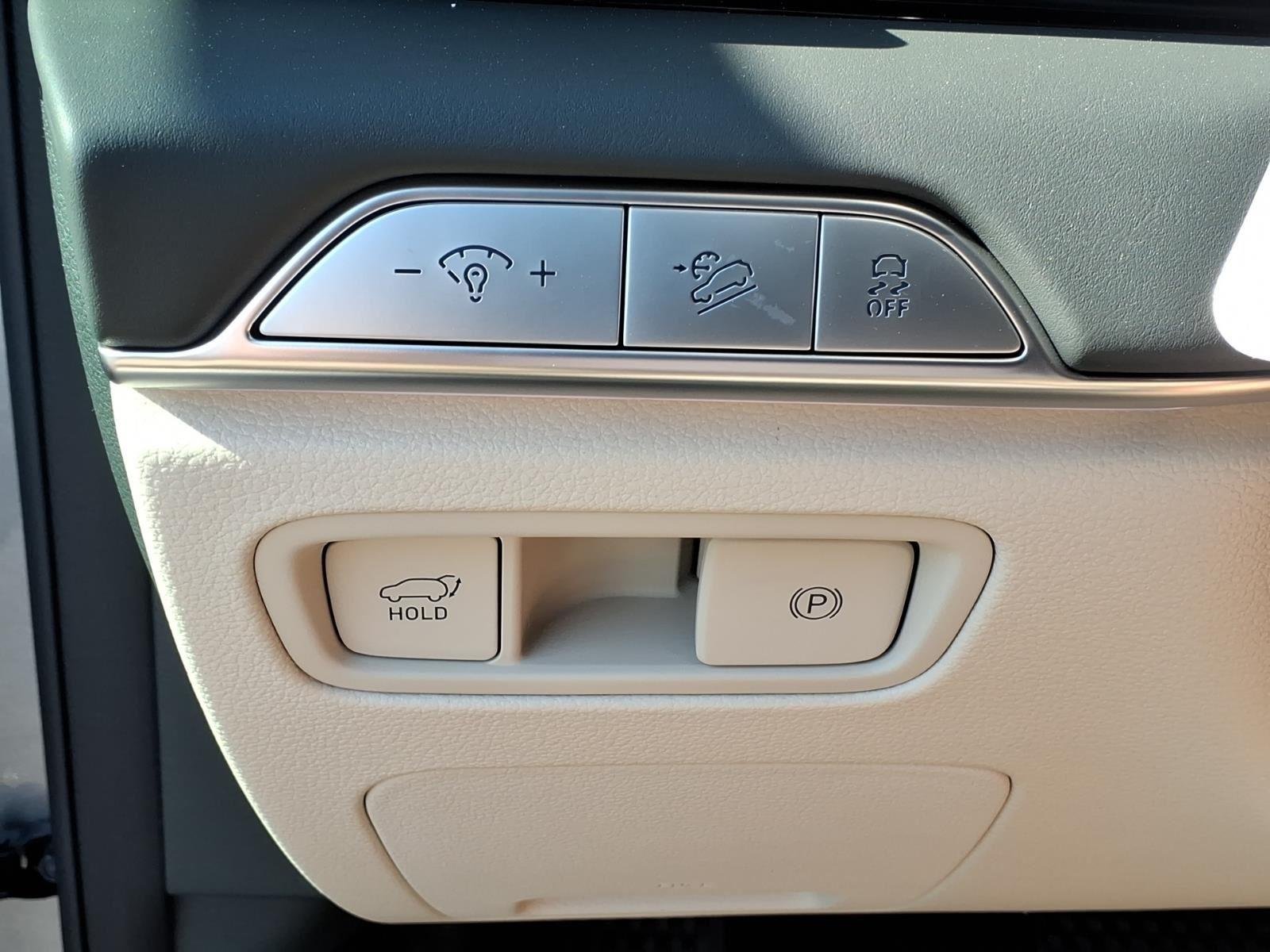 New 2026 Savile Silver Genesis 2.5T SELECT image 30