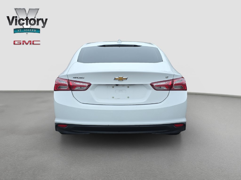 Used 2020 SUMMIT WHITE Chevrolet LT image 16