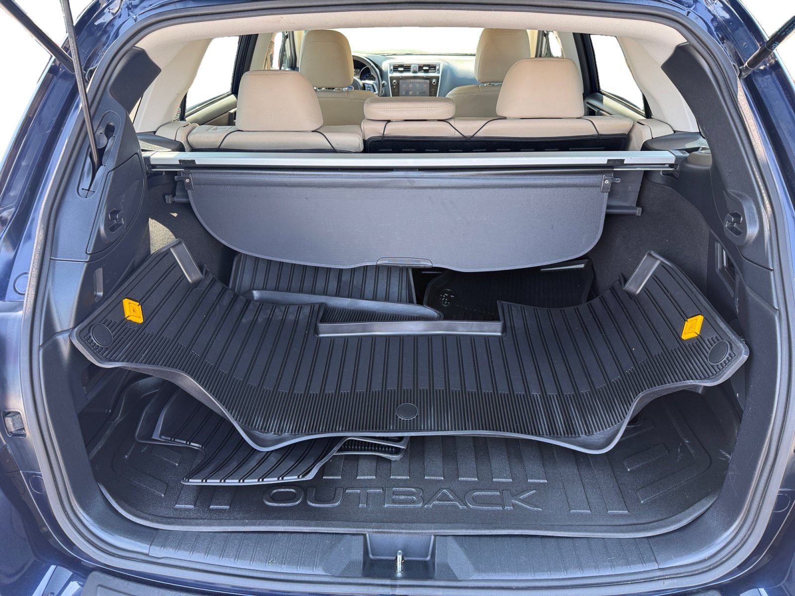 Used 2018 Dark Blue Pearl Subaru 2.5i image 17