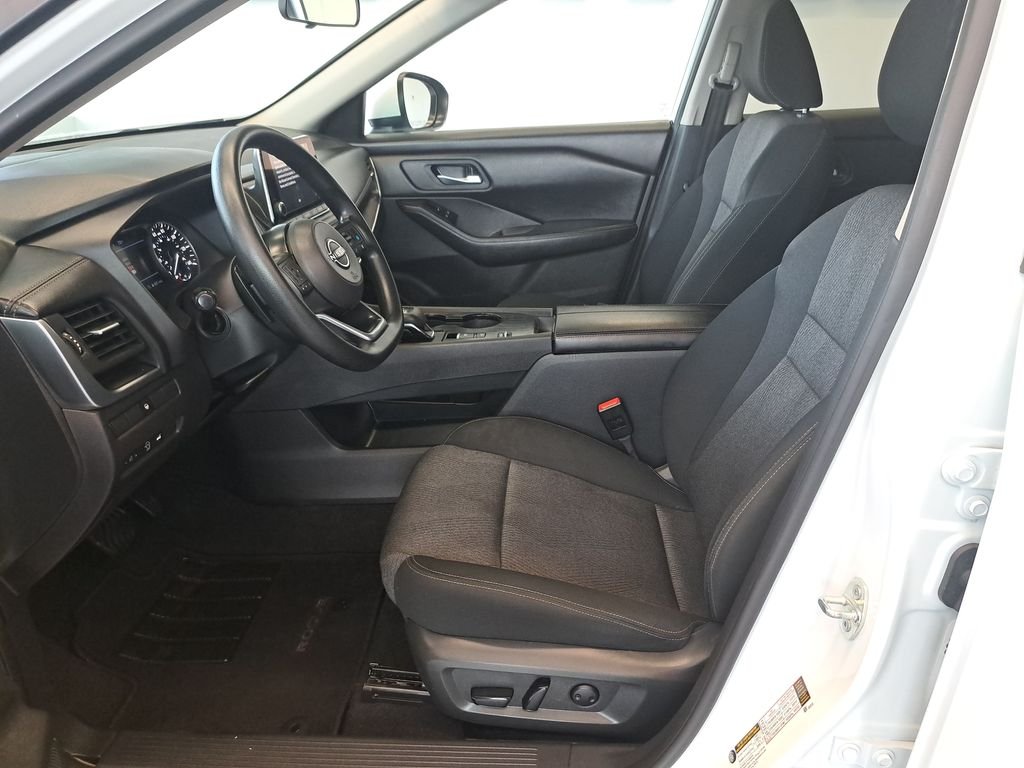 Used 2024 White Nissan SV image 16