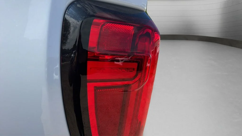 New 2026 White GMC SLT image 30