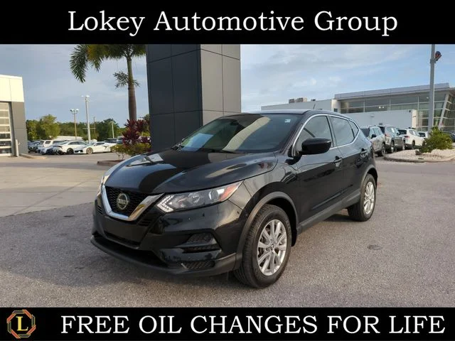 2021 Nissan Rogue Sport S FWD's photo