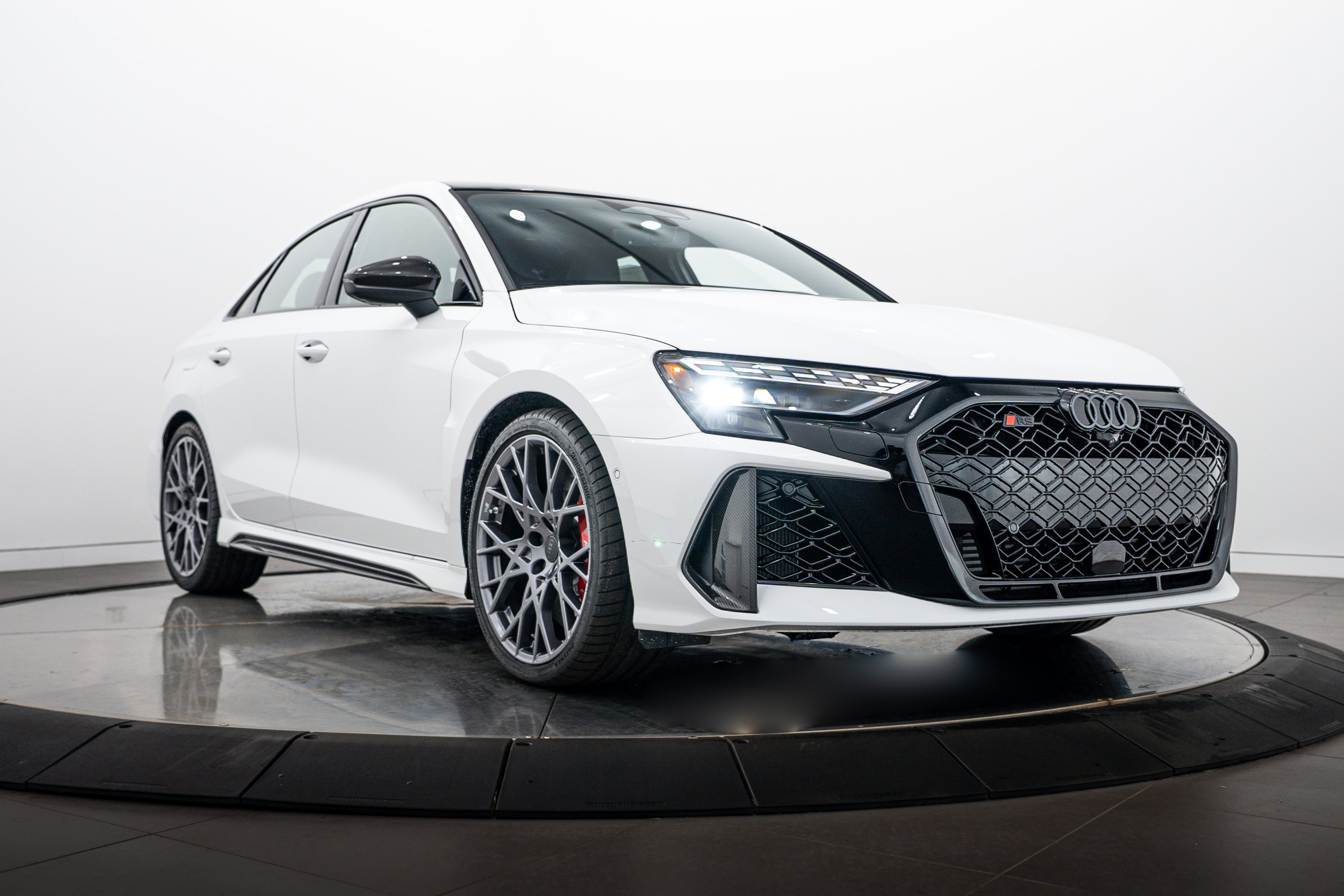New 2026 White Audi 2.5T image 1