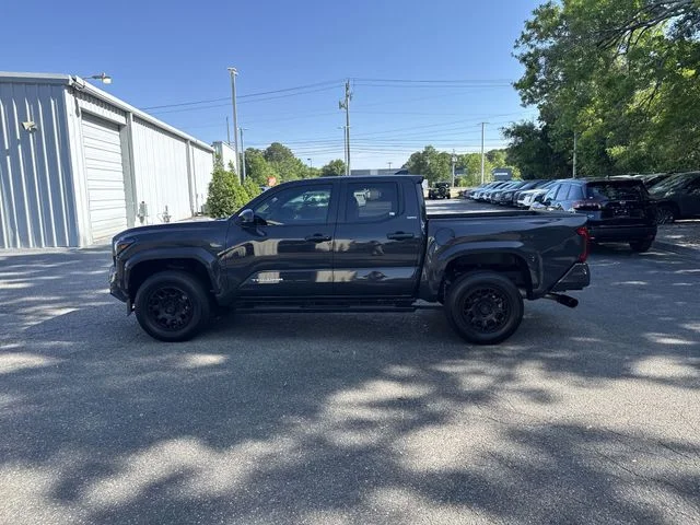 Used 2024  Toyota SR5 image 8