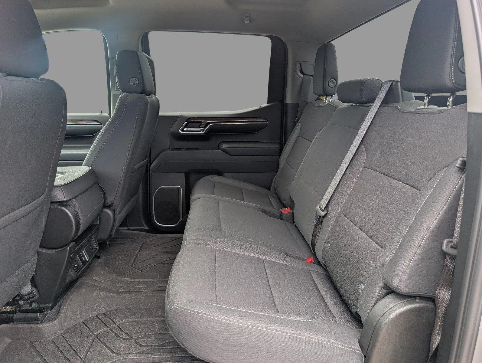 Used 2023 STERLING GRAY METALLIC Chevrolet LT image 35
