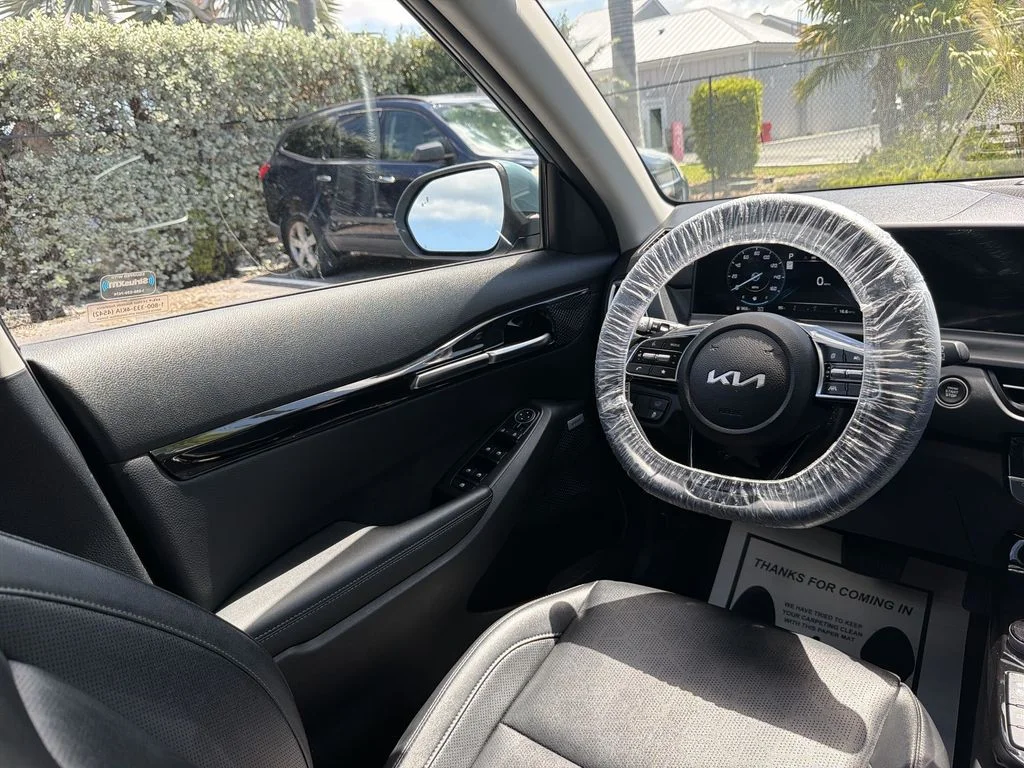 Used 2024 Blue Kia SX image 15