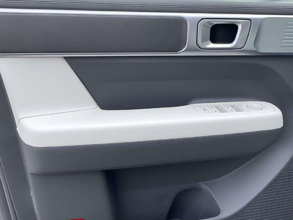 New 2026 Gray Hyundai SE FWD image 14