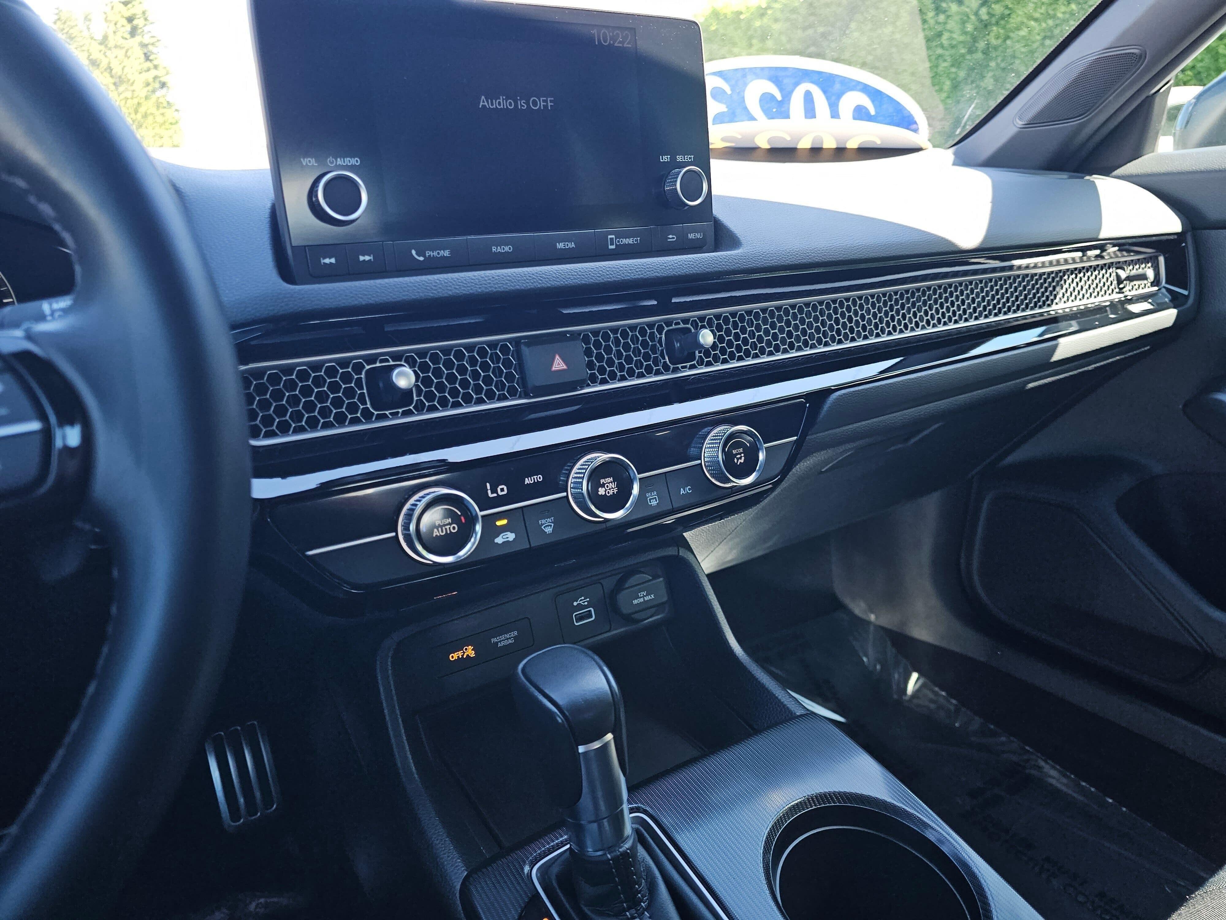 Used 2023 Platinum White Pearl Honda Sport image 26