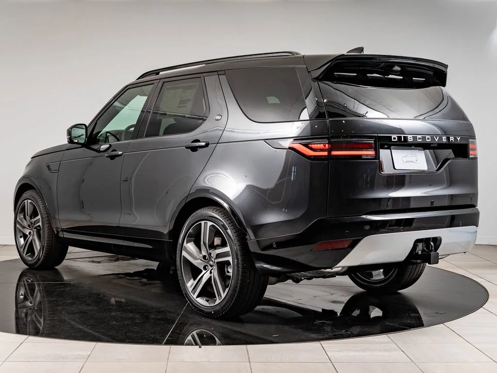New 2026 Carpathian Gray Premium Metallic Land Rover Gemini Edition image 6
