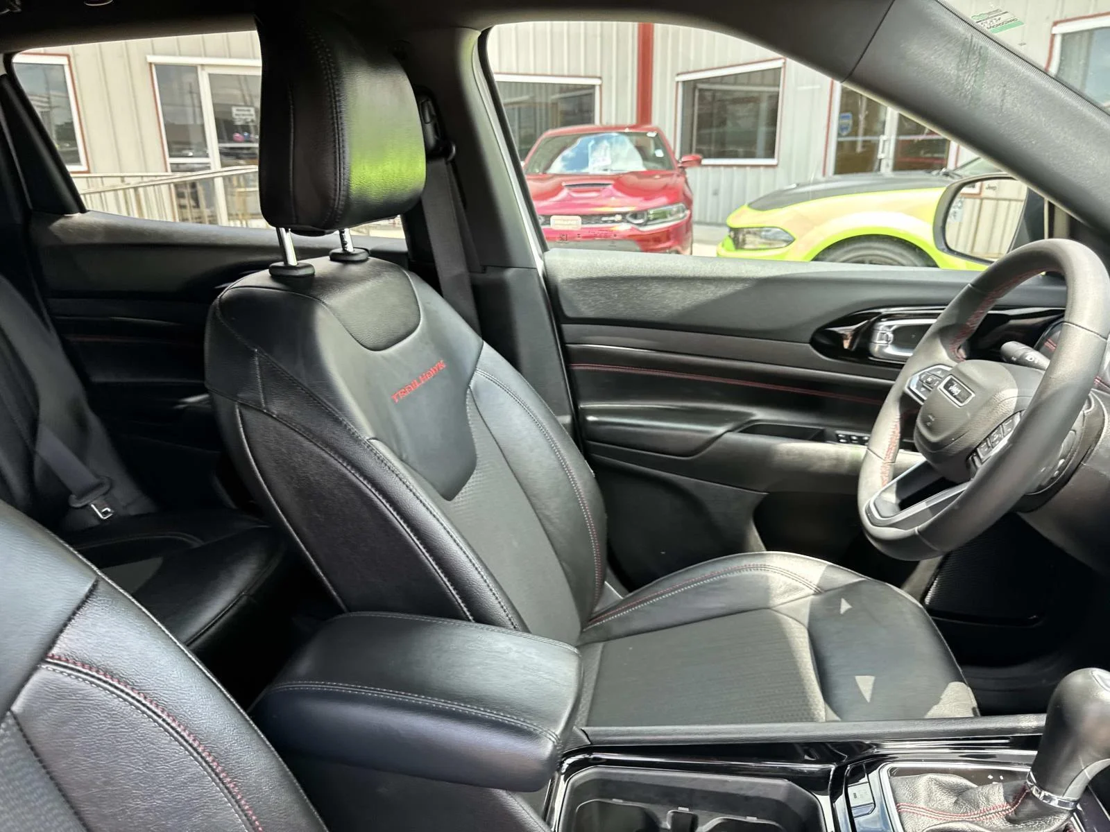 Used 2025 Bright White Clearcoat Jeep Trailhawk image 10