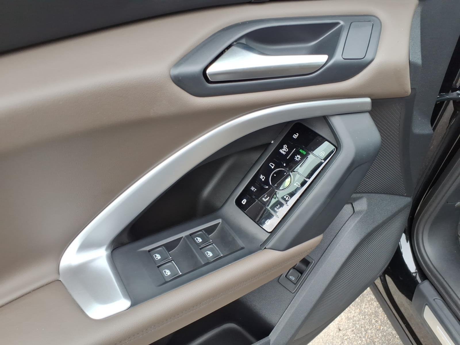 Used 2025 Mythos Black Metallic Audi Premium Plus image 13