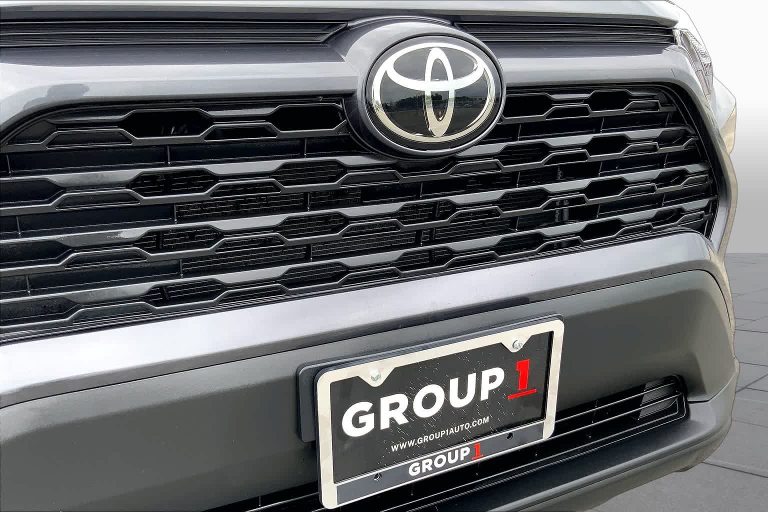 Used 2025 Magnetic Gray Metallic Toyota XLE image 29