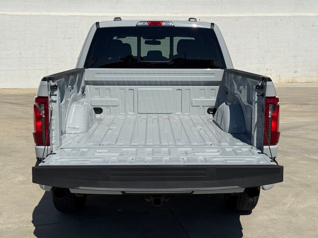New 2026 Avalanche Ford XLT image 17