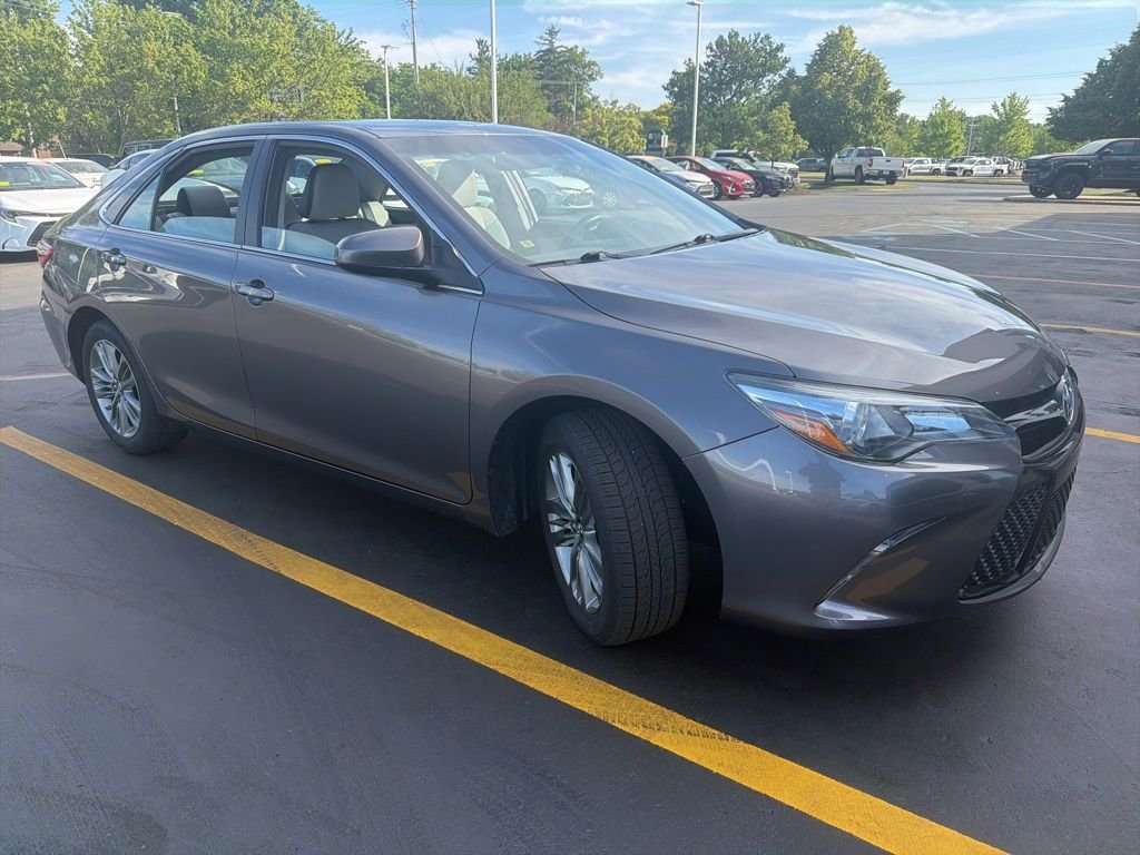 Used 2017 Gray Toyota SE image 4