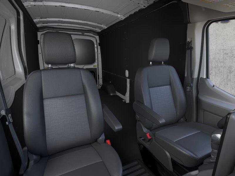 New 2026 Oxford White Ford XL image 2