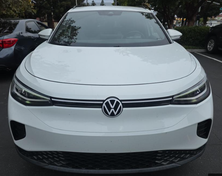 Used 2023 White Volkswagen Pro image 9